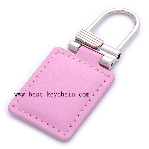 KEY CHAIN WITH PU LEATHER MATERIAL