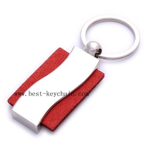 LEATHER AND METAL KEYCHAIN