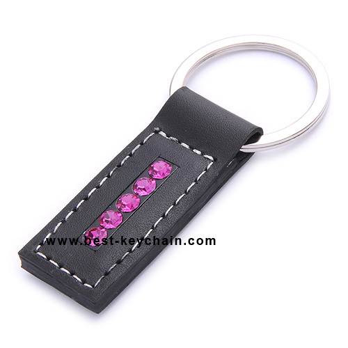LEATHER KEY RING WITH DIAMOND